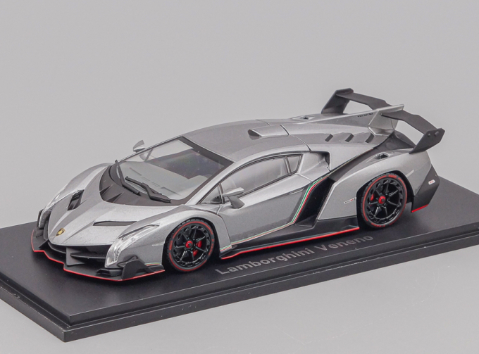 (Б/У) LAMBORGHINI Veneno, grey metallic