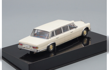 MERCEDES-BENZ 600 LWB (1966), white