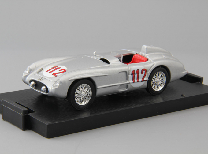 MERCEDES-BENZ 300SLR #112, silver