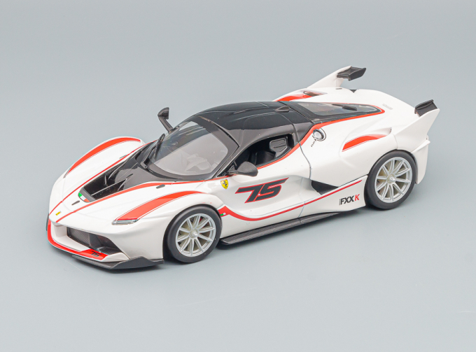 FERRARI Fxx-k N75 (2015), White Red