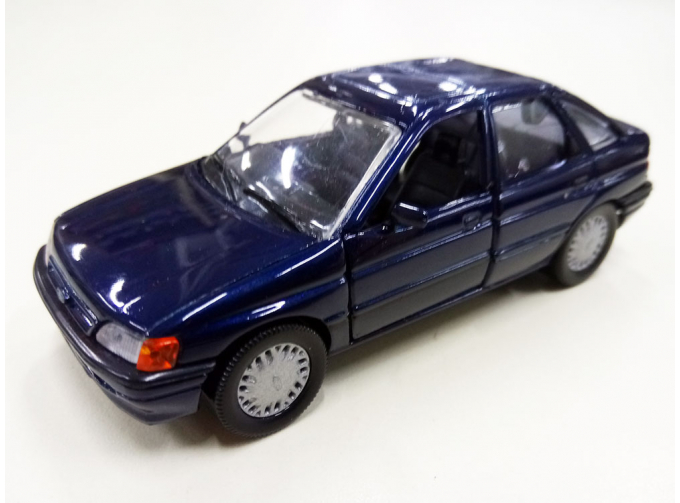 FORD Escort (1990) RHD, dark blue