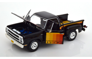 DODGE D150 Pick-M-Up Utiline (1980), black yellow