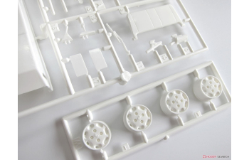 Сборная модель Mira Vivian S