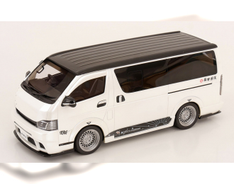 TOYOTA Hiace Super GL Custom (2008), white metallic