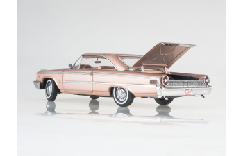 FORD Galaxie 500 XL Hardtop, peach