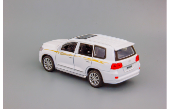 TOYOTA LС 200, white