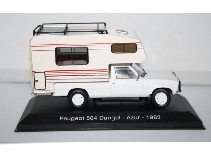 PEUGEOT 504 Dangel-Azur, white