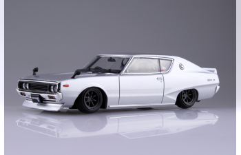 NISSAN Skyline 2000GT-R, silver