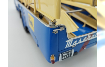 FIAT 642rn2 Truck Bartoletti Maserati Car Transporter (1957), Blue Yellow