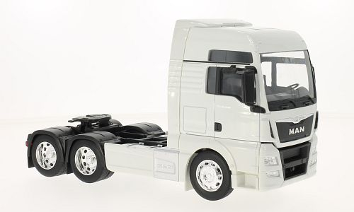 MAN TGX 26.440 (6x4), white
