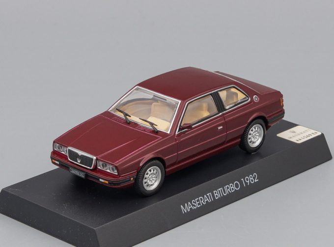 MASERATI Biturbo 1982, maroon