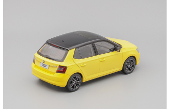 SKODA Fabia (2015), yellow