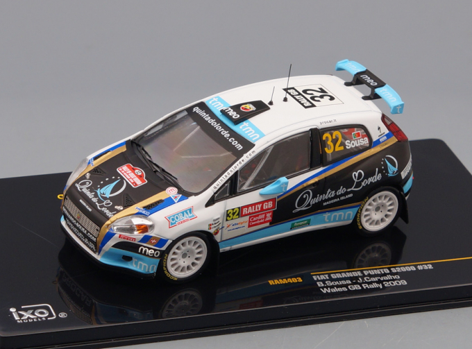 FIAT GRANDE PUNTO S2000 32 B.Sousa - J.Carvalho Wales Uk Rally 2009, white / blue / black