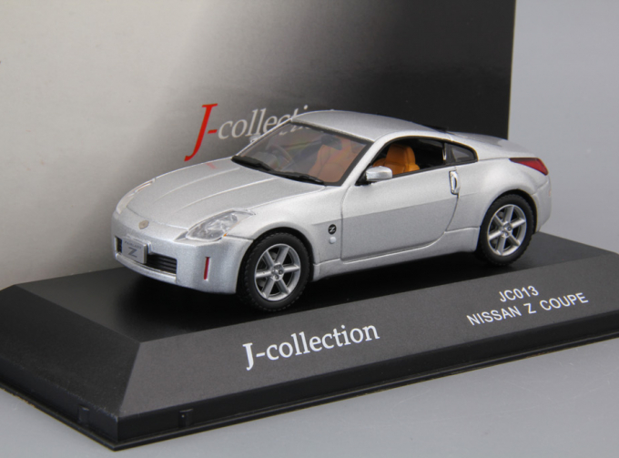 NISSAN Z Coupe, silver