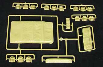 Сборная модель Sd.Kfz.6 - Mittlerer Zugkraftwagen 5t (BN9b) Pioneer Version
