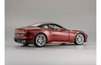 FERRARI California T closed top, red metallic