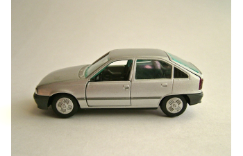 OPEL Kadett GLS , серебристый