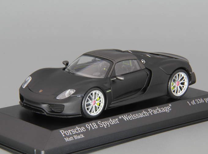 PORSCHE 918 Spyder "Weissach-Package" (2015), matt black