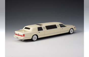 LINCOLN Towncar Limousine 1997, White