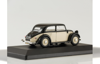 MERCEDES-BENZ 130 W23 (1934), light beige / black