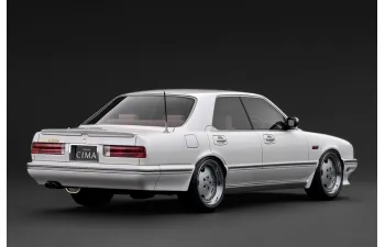 NISSAN Cedric Cima (Y31), pearl white