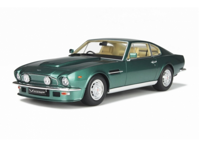 Aston Martin V8 Vantage green