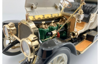 PACKARD Victoria Model 1-48 (1912), Black/Cream