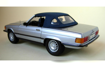 MERCEDES-BENZ 450SL W107 Convertible with Softtop (1973-1980), silver