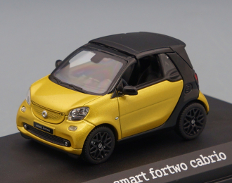 SMART ForTwo Cabriolet A453 (2015), gold / black
