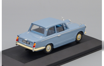 TRIUMPH Herald Saloon, blue