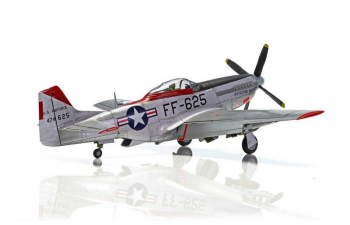 Сборная модель Самолет North American F-51D Mustang