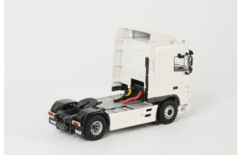 DAF XF 105 Space Cab 4x2, White Line 1:50, белый