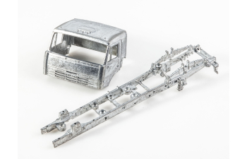 Сборная модель КАМАЗ-43118 бортовой автомобиль