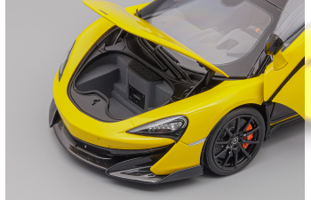 McLAREN 600lt (2018), yellow