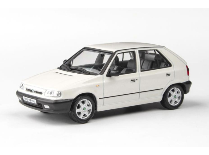 SKODA Felicia (1994), white