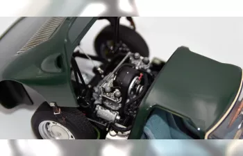 PORSCHE 904 Carrera GTS #71 Scott Brown Memorial Snetterton (1964), Dickie Stoop Goodwood Revival TT Rennen (2018)