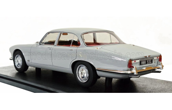 JAGUAR XJ6 4.2L MKI (1968), light grey
