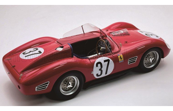 FERRARI DINO 196S 1984cc V6 Spider n 37 12h Sebring (1961) William Helburn - Skip Hudson - John Fulp