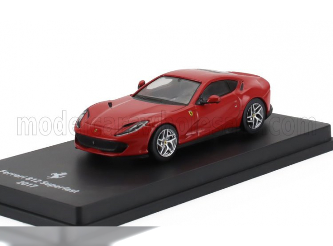 FERRARI 812 Superfast (2017) - With Showcase, Rosso Corsa 322 - Red