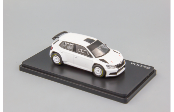 SKODA Fabia III R5 (2015) White - Gravel Wheels