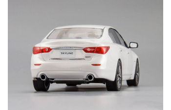 INFINITI Skyline Q50, white