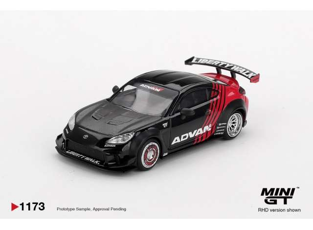 TOYOTA GR86 LB Nation *Advan* (2025), black/red
