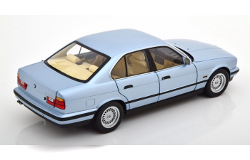 BMW 535i E34 Saloon (1988), light blue-metallic