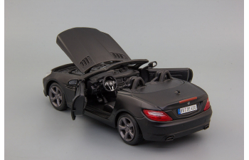 MERCEDES-BENZ SLK-Class, black