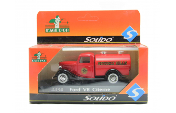 FORD V8 Citerne, red