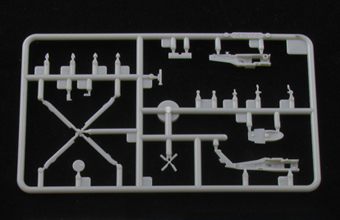 Сборная модель SH-60 B/J Anti-submarine Helicopter (two set packing)