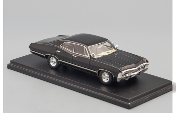 CHEVROLET Impala 4-doors Sport Sedan (1967), black