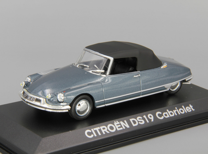 CITROEN DS 19 Cabriolet, blue metallic