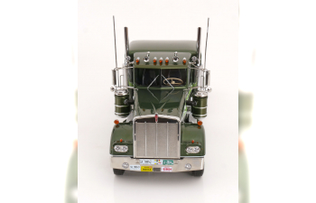 KENWORTH W900 Movin On, green metallic/ light-green