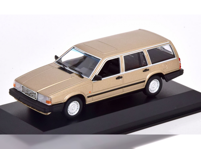 VOLVO 740 GL Break (1986), light gold